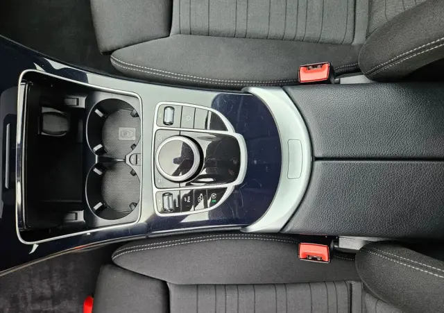 MERCEDES-BENZ Klasa C 160 Business Edition 9G-TRONIC