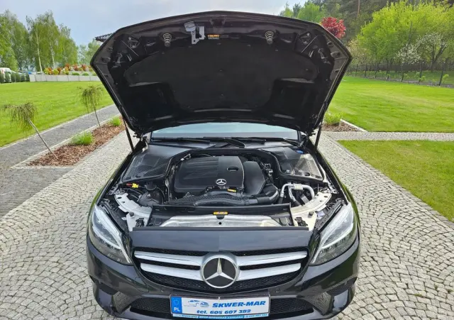 MERCEDES-BENZ Klasa C 160 Business Edition 9G-TRONIC