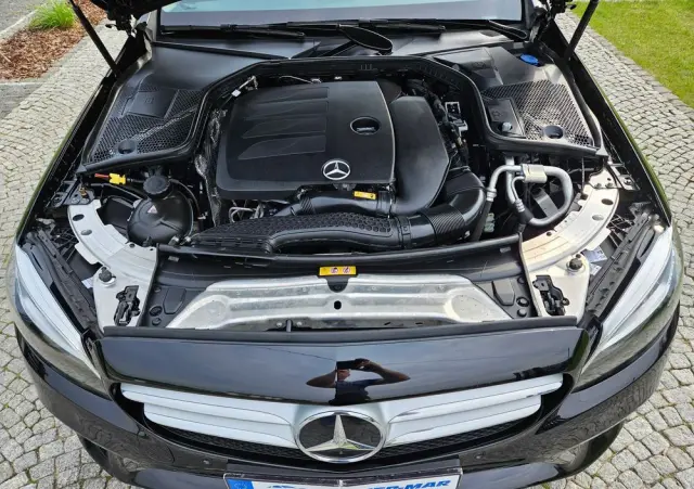 MERCEDES-BENZ Klasa C 160 Business Edition 9G-TRONIC