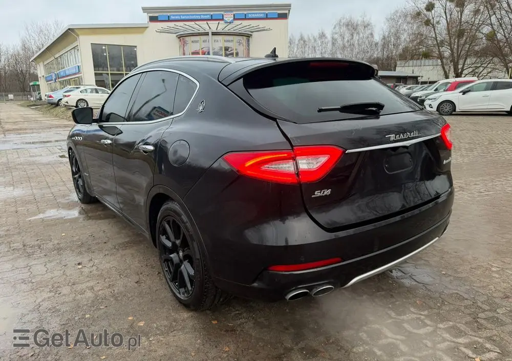 MASERATI Levante S Q4 GranLusso