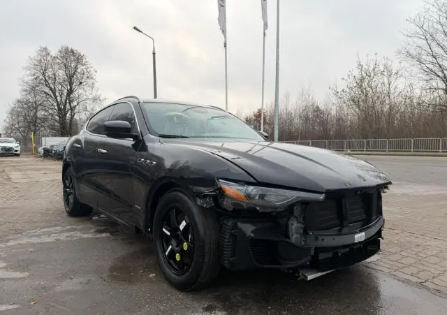 MASERATI Levante S Q4 GranLusso