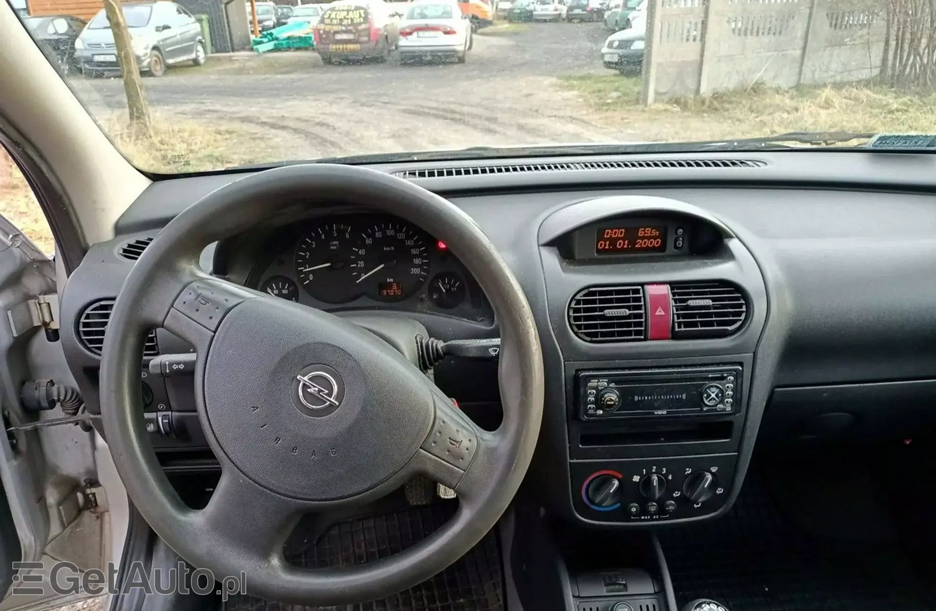 OPEL Corsa 