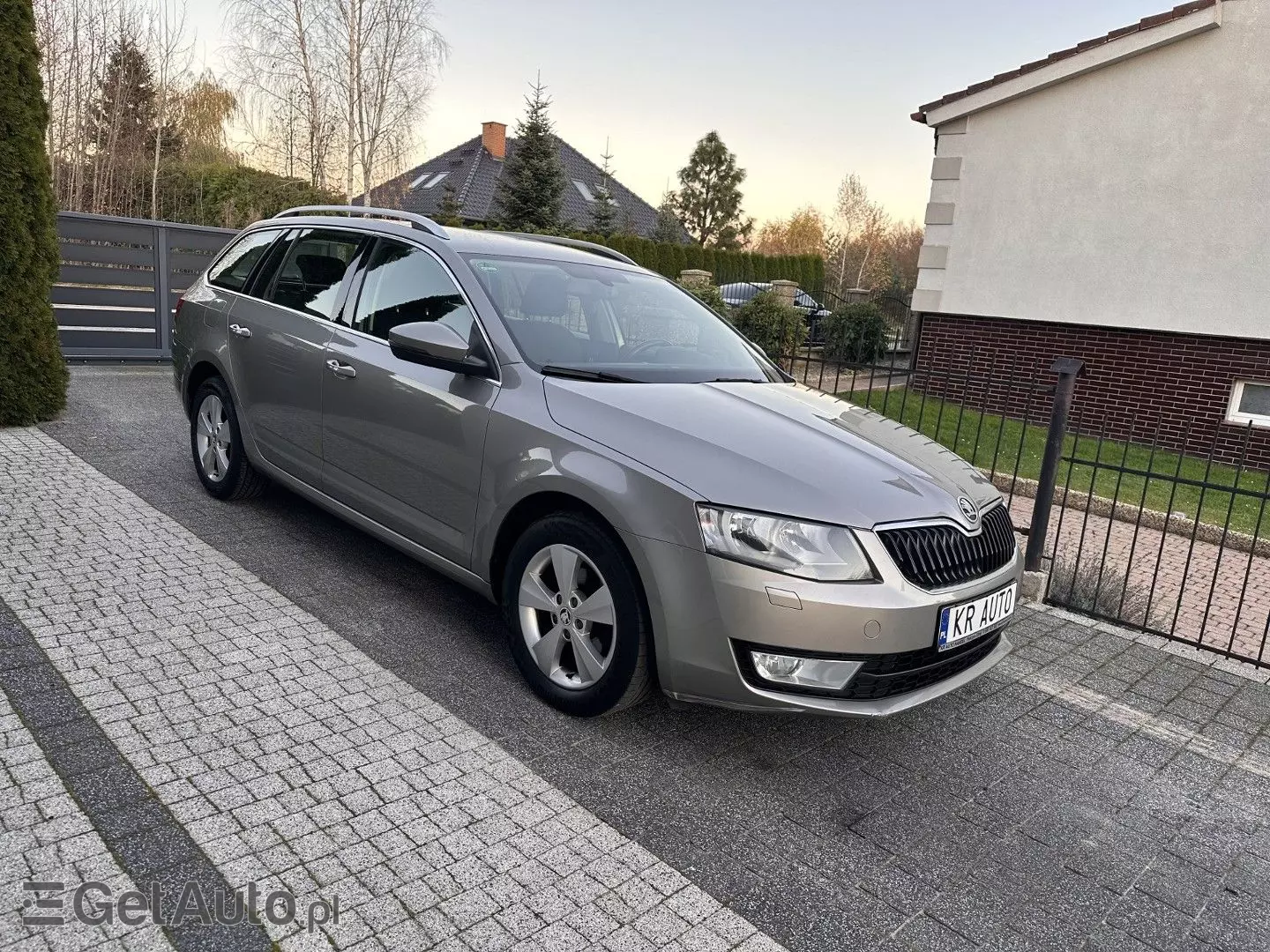 SKODA Octavia 