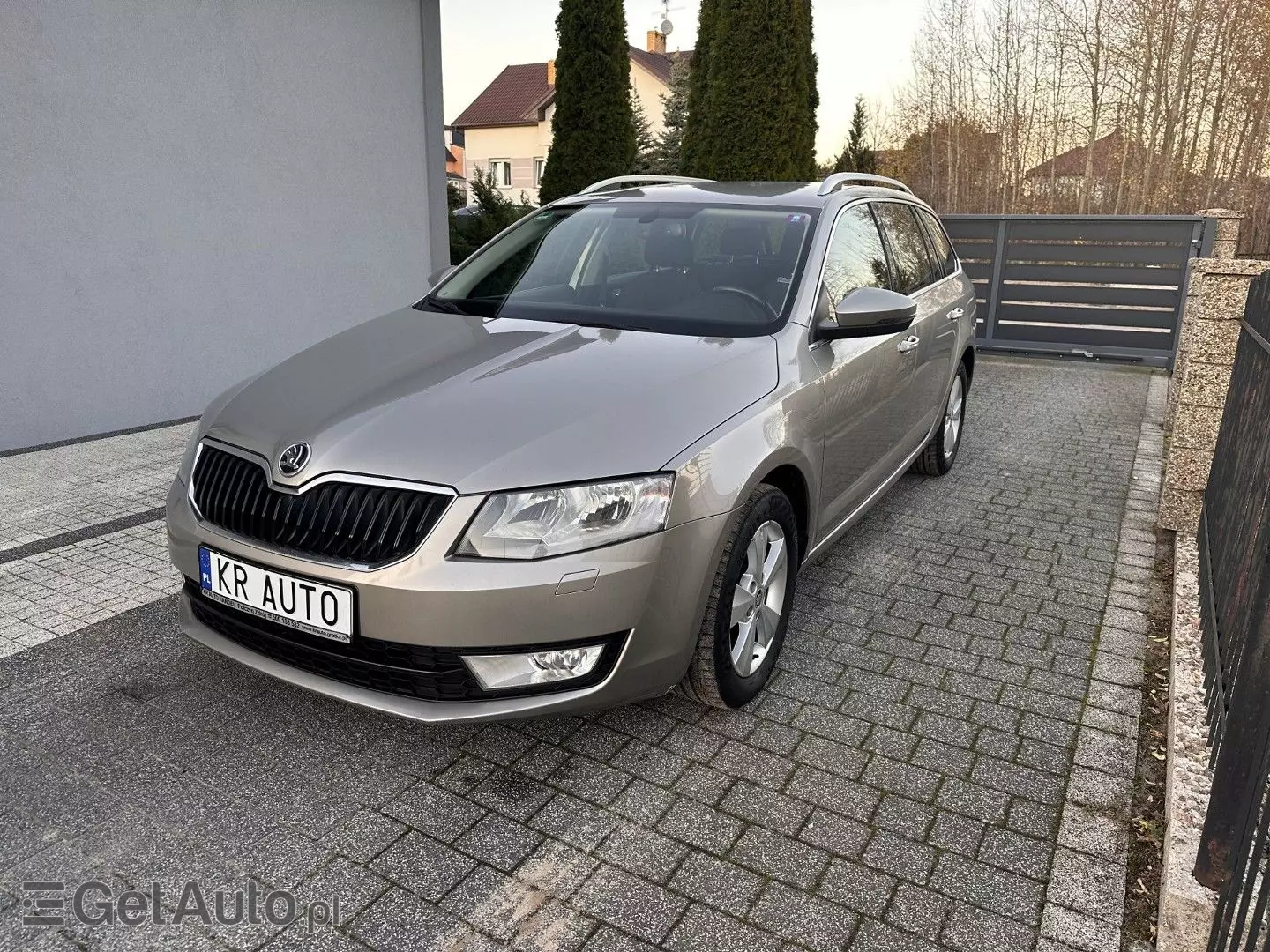 SKODA Octavia 