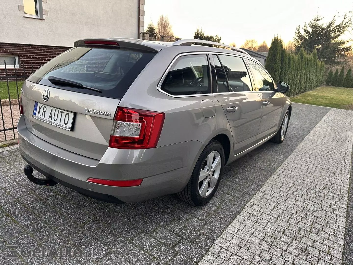 SKODA Octavia 