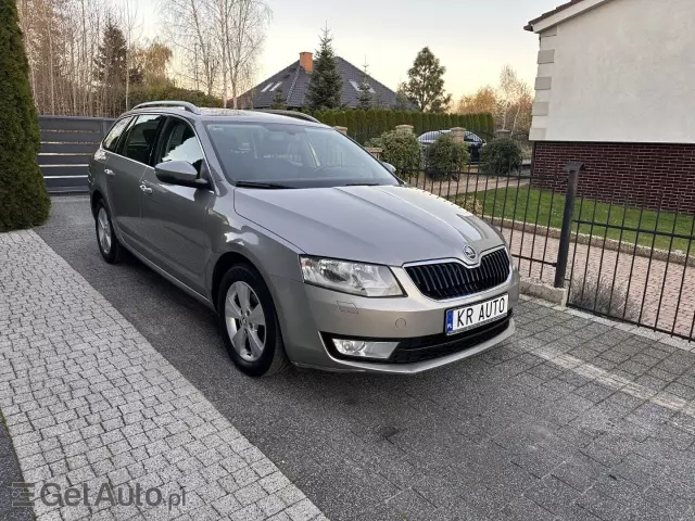 SKODA Octavia 