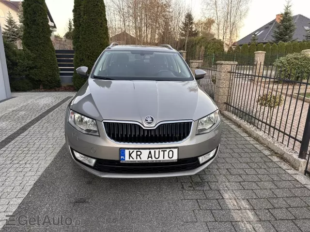 SKODA Octavia 