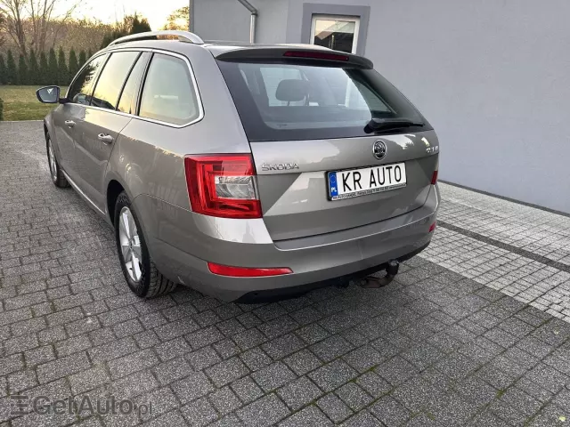 SKODA Octavia 