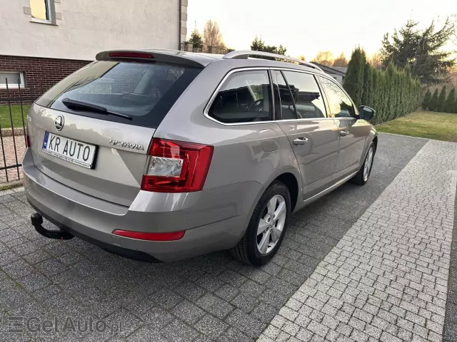 SKODA Octavia 