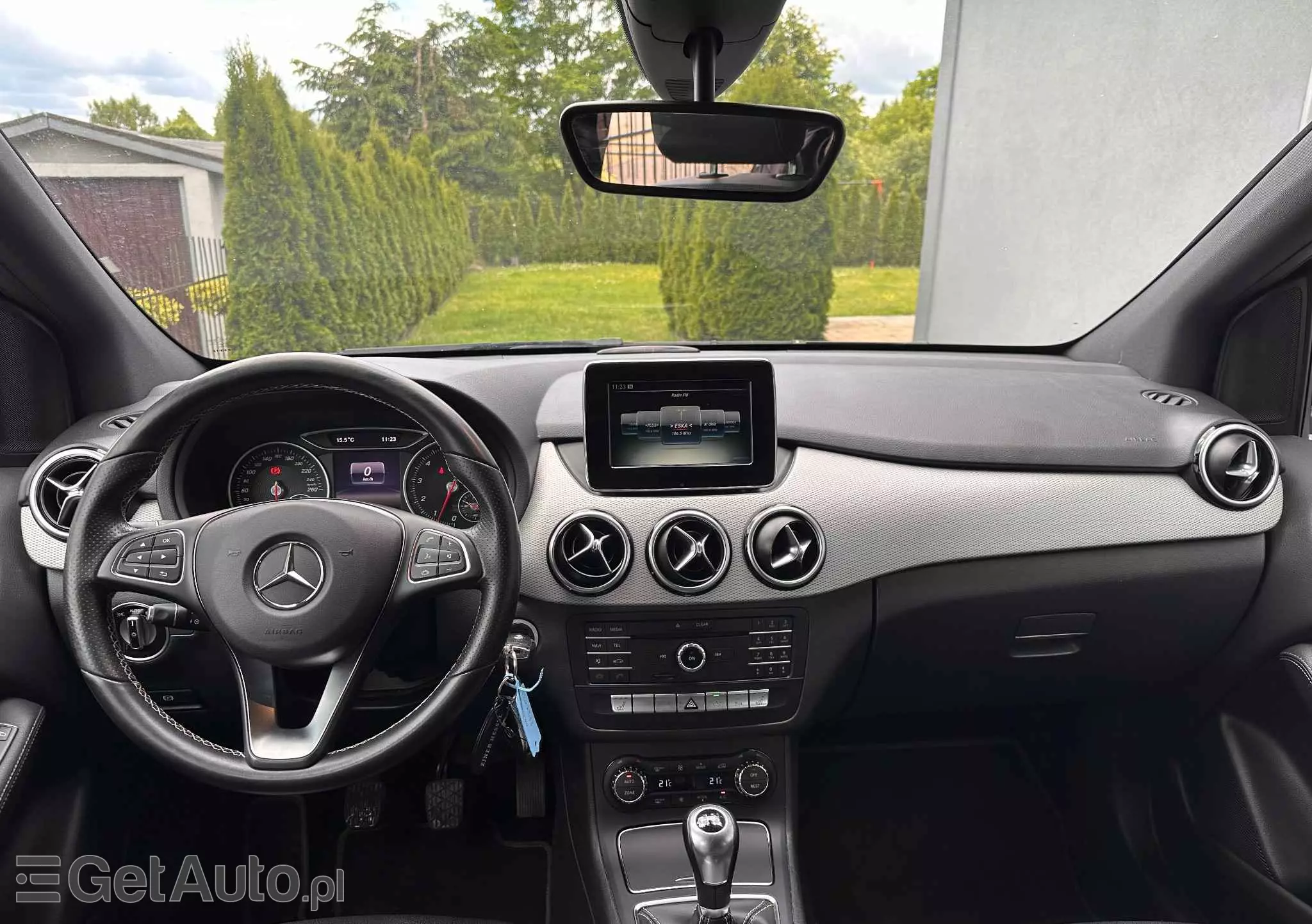 MERCEDES-BENZ Klasa B 180 AMG Line