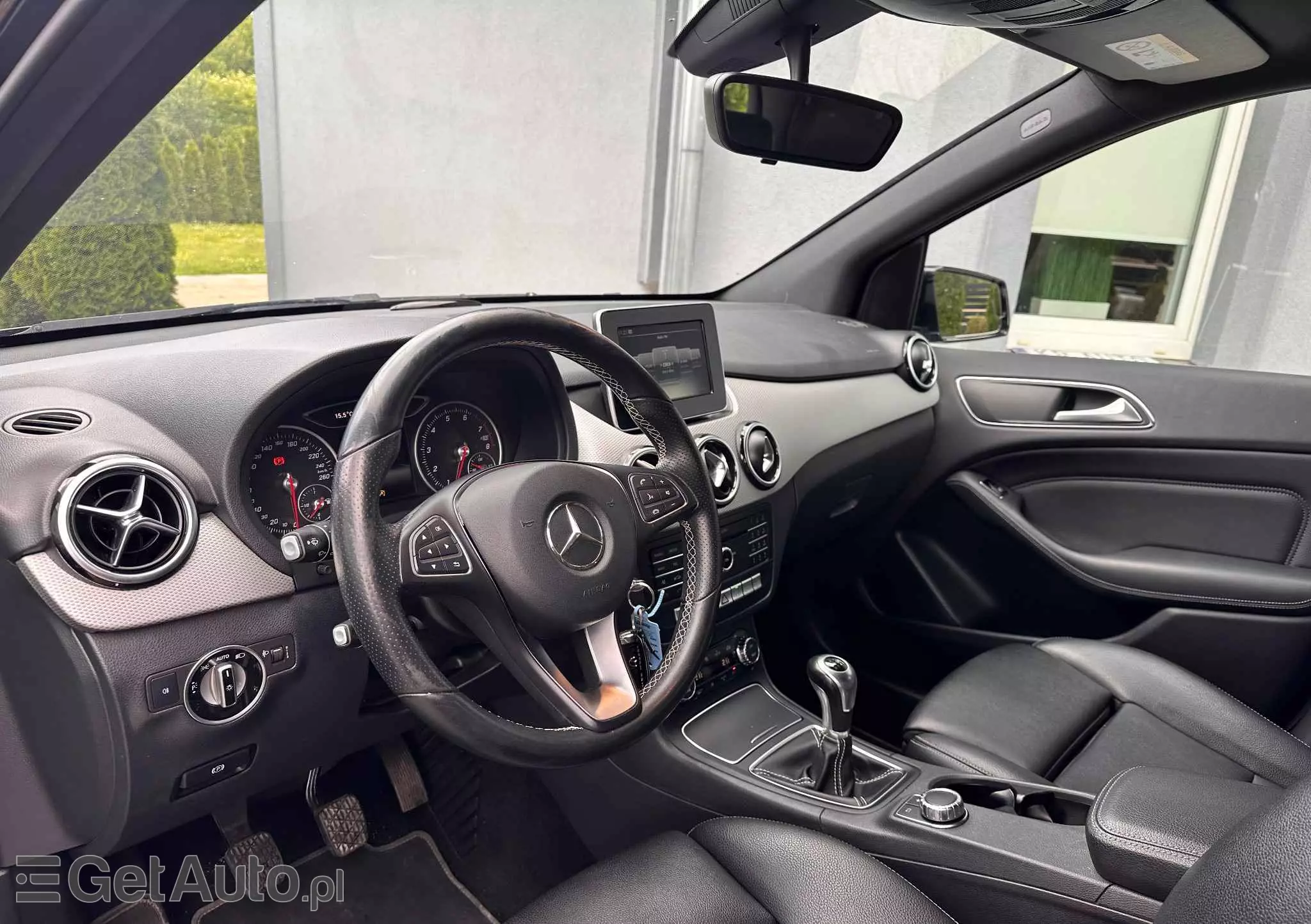 MERCEDES-BENZ Klasa B 180 AMG Line