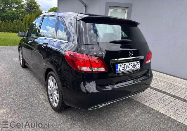 MERCEDES-BENZ Klasa B 180 AMG Line