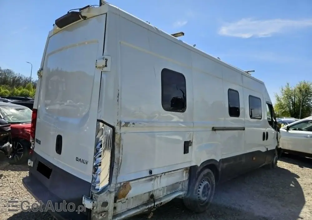 IVECO DAILY  2.3 DIESEL  2017 ROK  KAMPER 