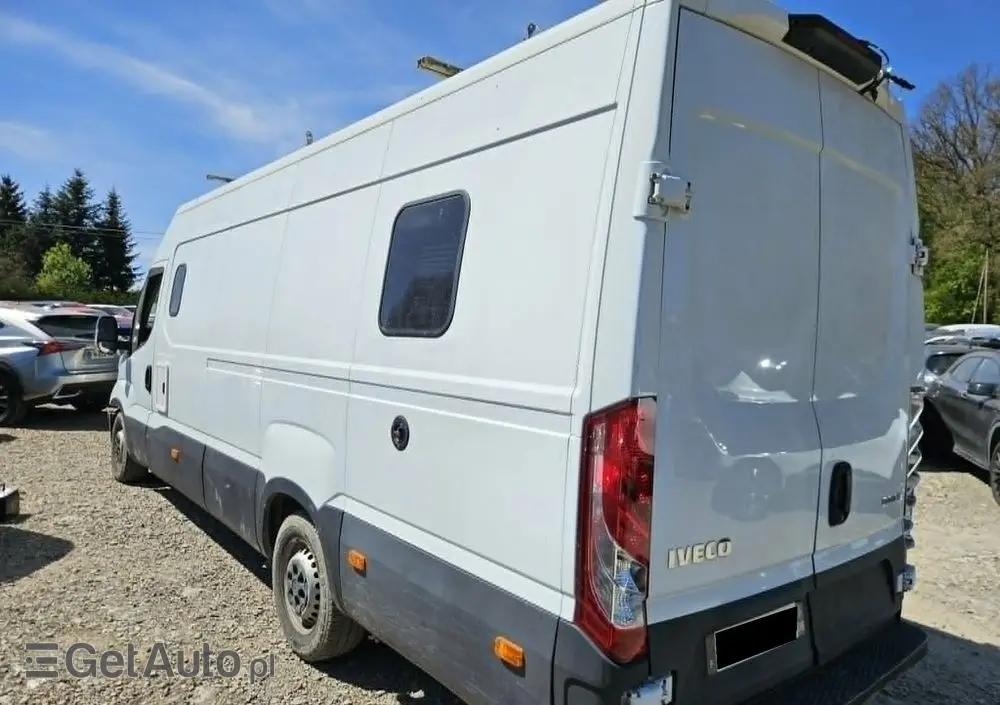 IVECO DAILY  2.3 DIESEL  2017 ROK  KAMPER 