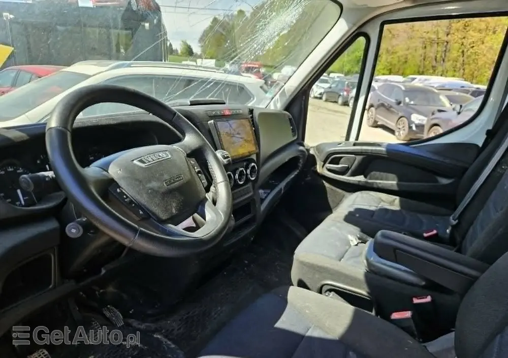 IVECO DAILY  2.3 DIESEL  2017 ROK  KAMPER 