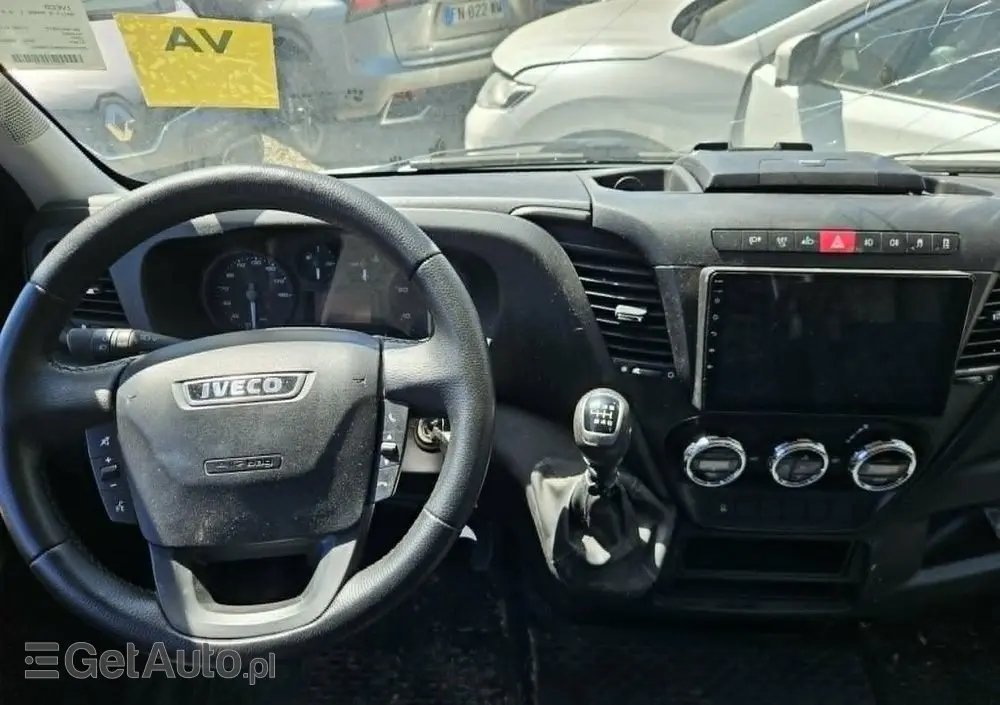 IVECO DAILY  2.3 DIESEL  2017 ROK  KAMPER 