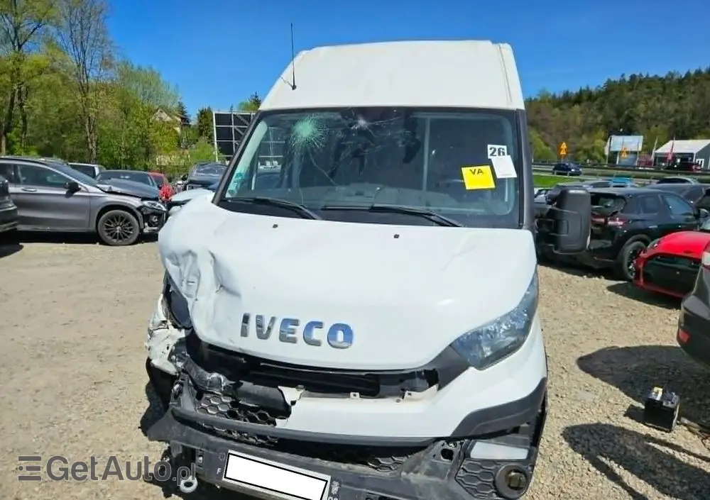 IVECO DAILY  2.3 DIESEL  2017 ROK  KAMPER 