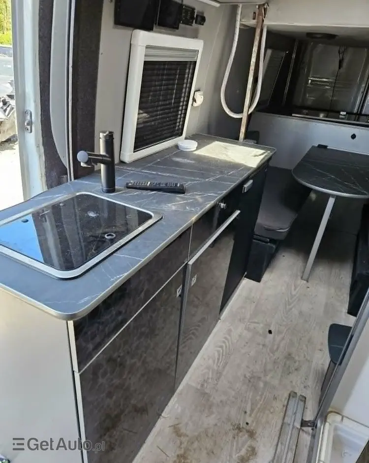 IVECO DAILY  2.3 DIESEL  2017 ROK  KAMPER 