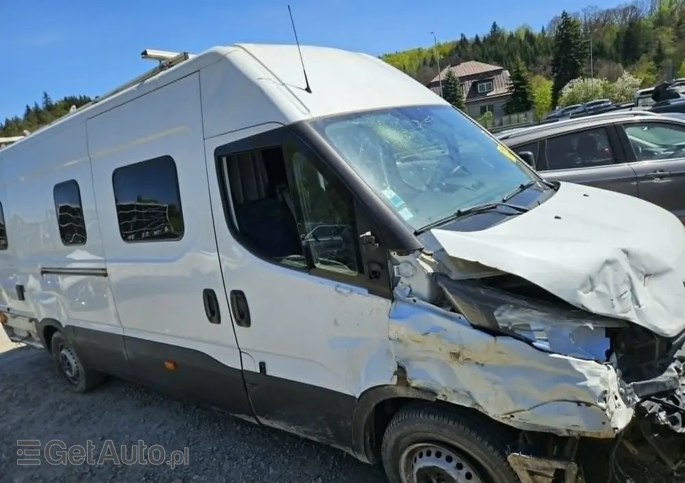 IVECO DAILY  2.3 DIESEL  2017 ROK  KAMPER 