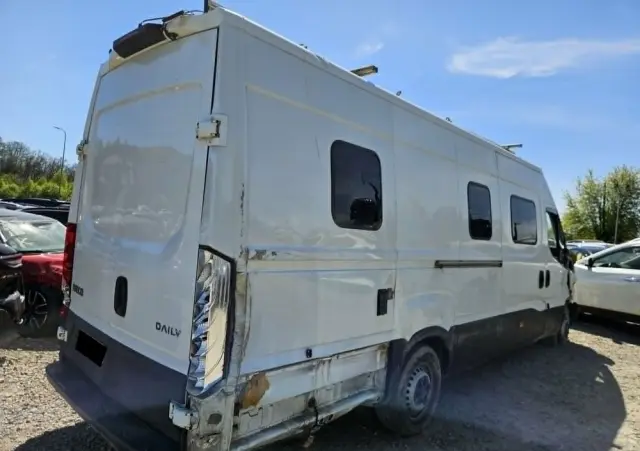 IVECO DAILY  2.3 DIESEL  2017 ROK  KAMPER 