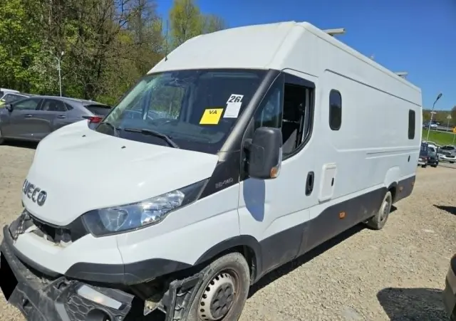 IVECO DAILY  2.3 DIESEL  2017 ROK  KAMPER 