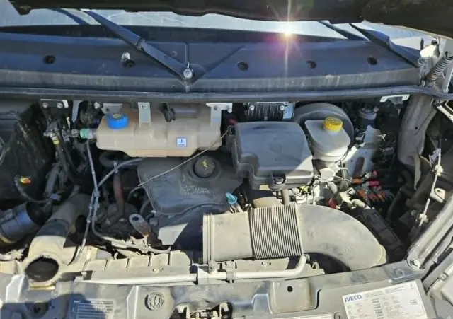 IVECO DAILY  2.3 DIESEL  2017 ROK  KAMPER 