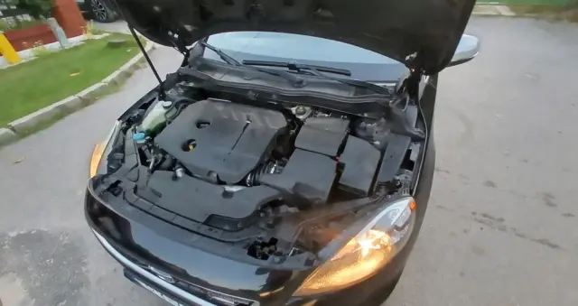 VOLVO V40 Ver-d2-r--design