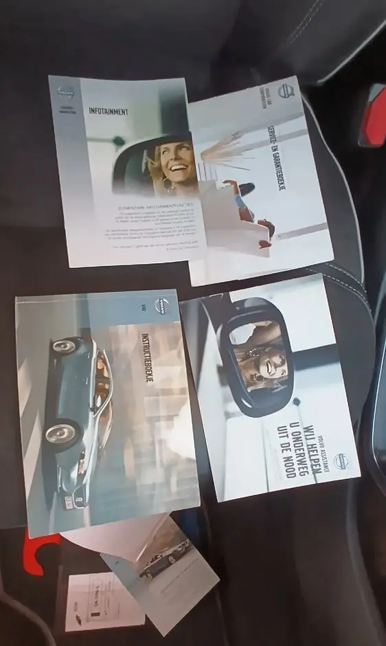 VOLVO V40 Ver-d2-r--design