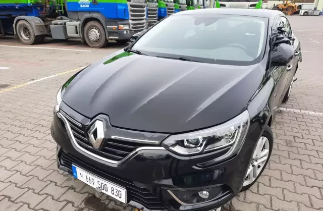 RENAULT Megane 