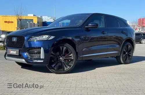 JAGUAR F-Pace 