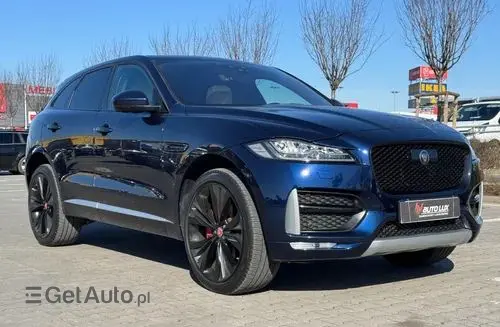 JAGUAR F-Pace 