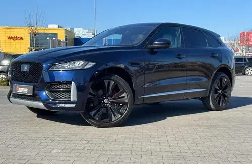 JAGUAR F-Pace 