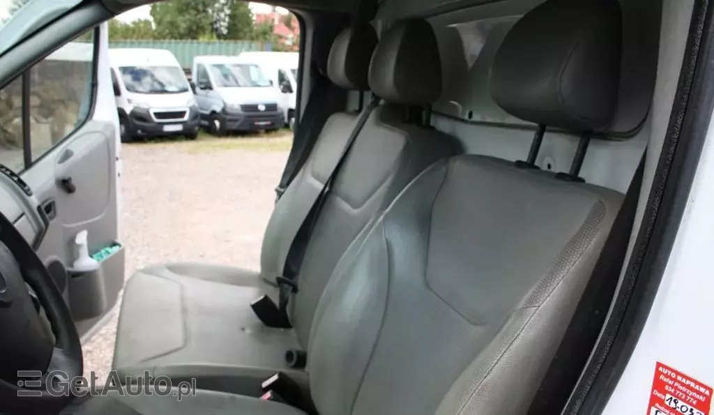 OPEL Vivaro 