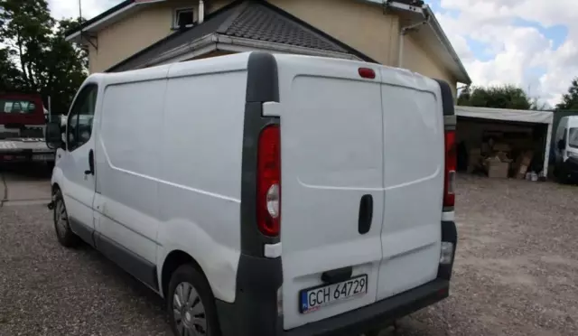 OPEL Vivaro 