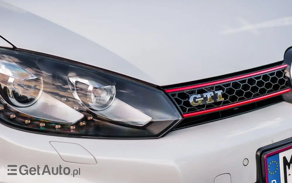 VOLKSWAGEN Golf Cabrio GTI