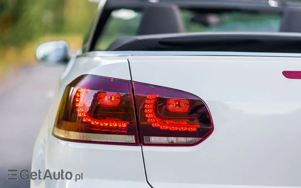 VOLKSWAGEN Golf Cabrio GTI