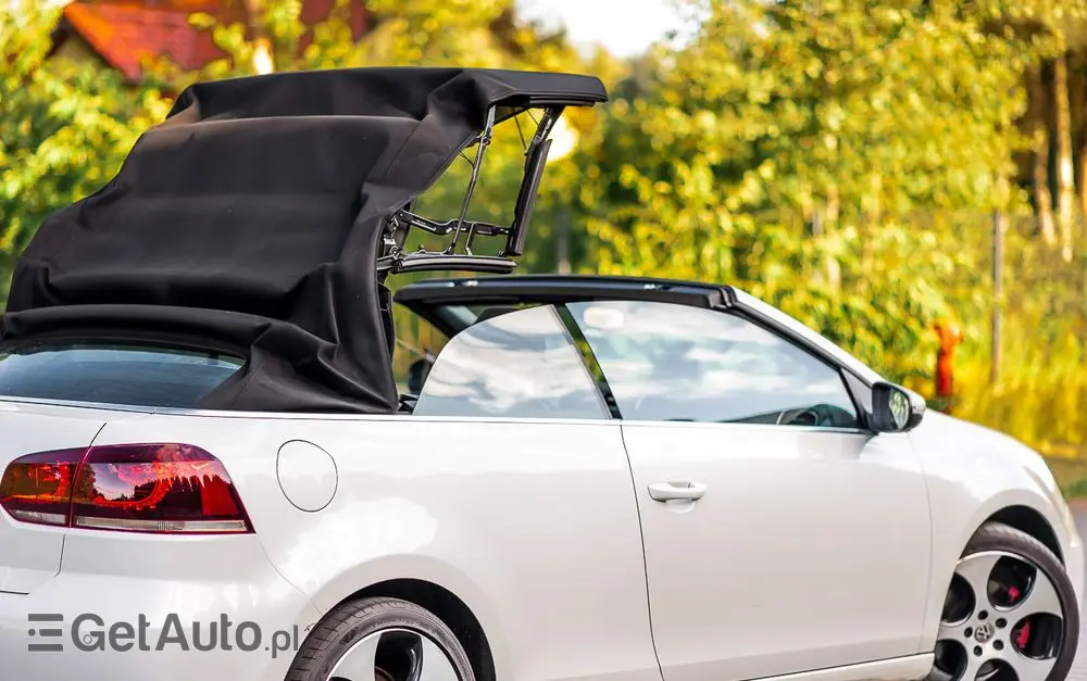 VOLKSWAGEN Golf Cabrio GTI