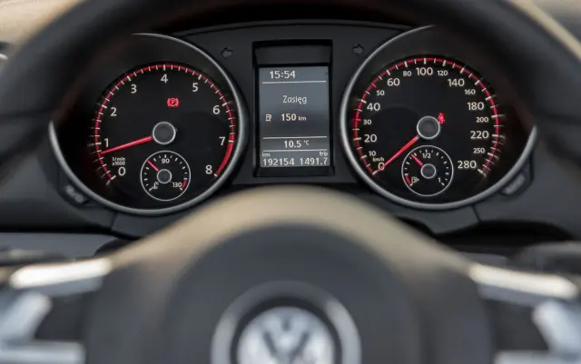VOLKSWAGEN Golf Cabrio GTI