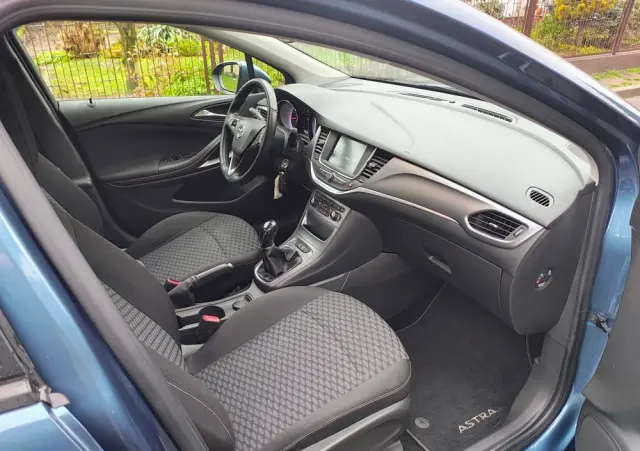 OPEL Astra 