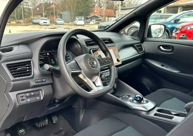 NISSAN Leaf 40kWh Visia