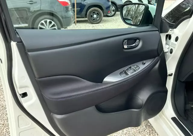 NISSAN Leaf 40kWh Visia