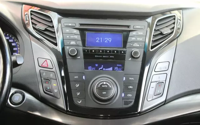 HYUNDAI I40 I40cw 2.0 Premium