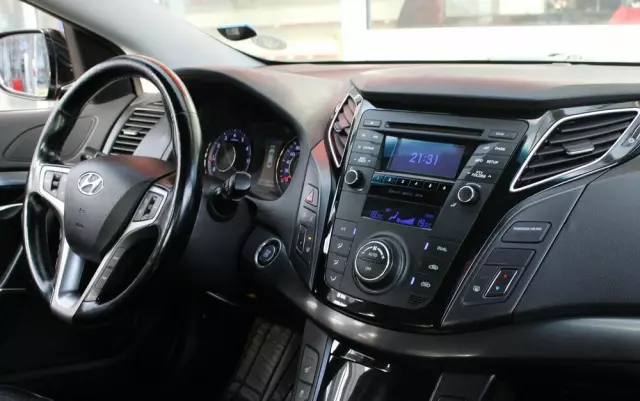 HYUNDAI I40 I40cw 2.0 Premium