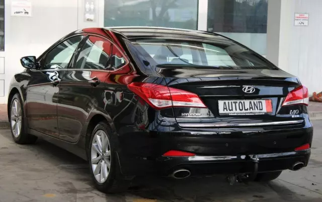 HYUNDAI I40 I40cw 2.0 Premium