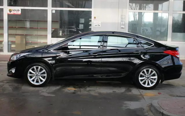 HYUNDAI I40 I40cw 2.0 Premium