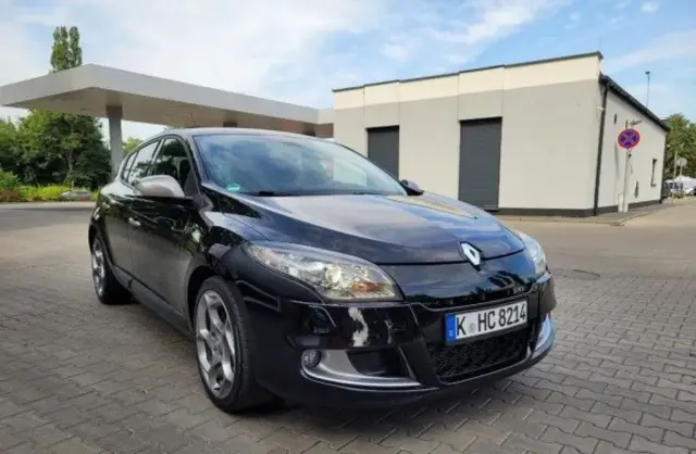 RENAULT Megane 