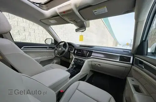 VOLKSWAGEN Atlas 