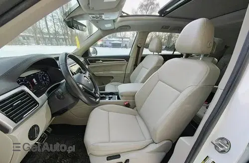 VOLKSWAGEN Atlas 