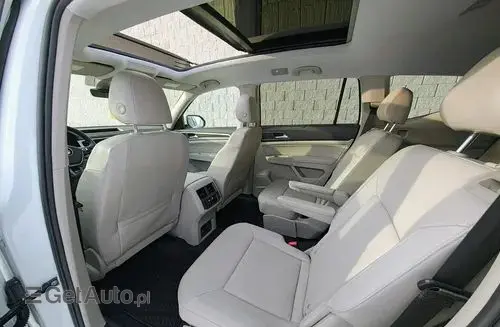 VOLKSWAGEN Atlas 