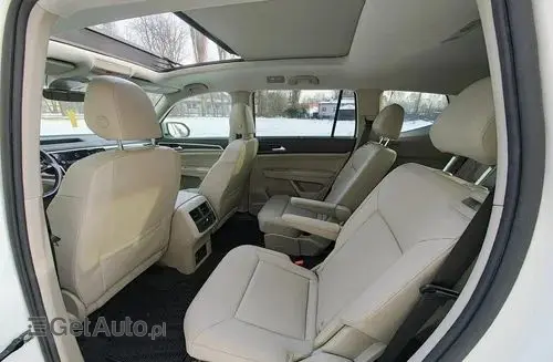 VOLKSWAGEN Atlas 